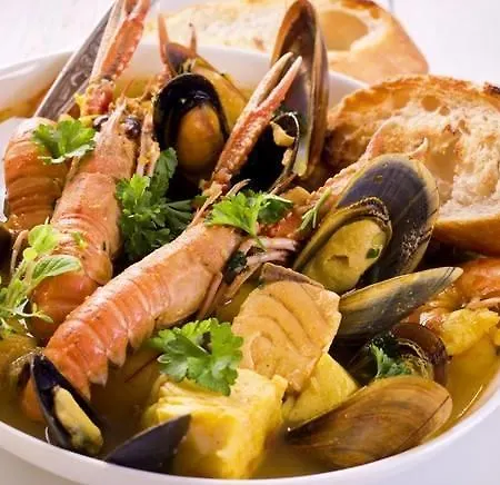 بيت ضيافة Club Nautico سافونا