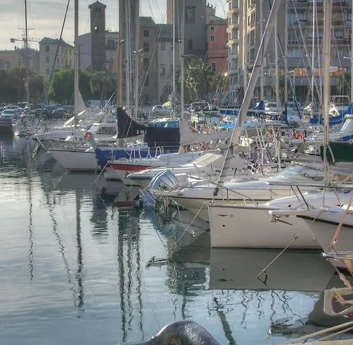 Club Nautico Gæstehus Savona