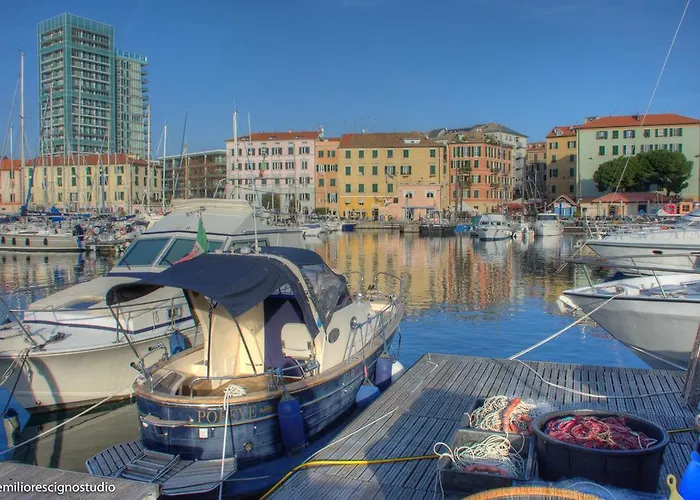 Club Nautico Gæstehus *
