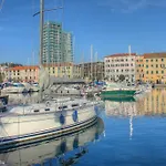 Club Nautico * סאבונה