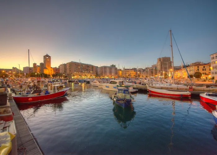 Club Nautico Σαβόνα